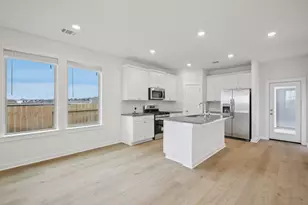 633 Salamander St, San Marcos, TX 78666 - Photo 11