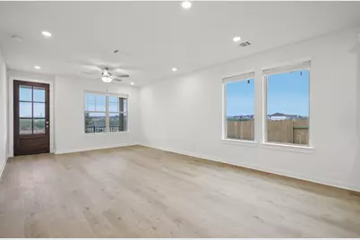 633 Salamander Street, San Marcos, TX 78666 - Photo 7