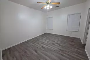 4417 Lendall Ln, Austin, TX 78744 - Photo 13