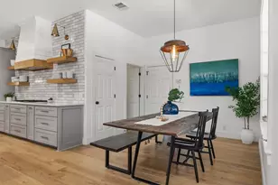 140 Vincas Shadow Ct, Driftwood, TX 78619 - Photo 11