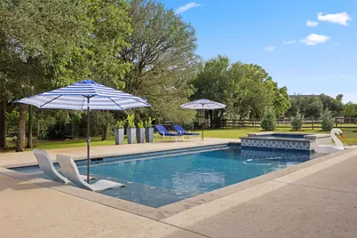 140 Vincas Shadow Court, Driftwood, TX 78619 - Photo 33