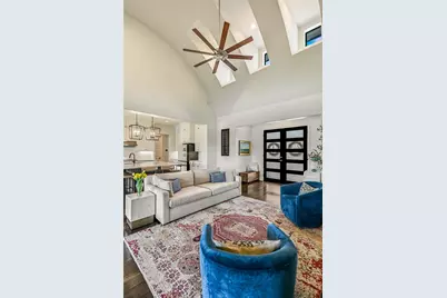 810 Crestone Stream Drive, Austin, TX 78738 - Photo 9