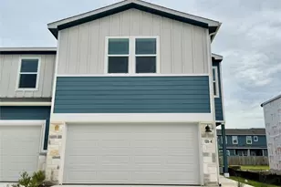 135 Cinnabar Ln, Kyle, TX 78640 - Photo 1