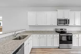 14709 Wahlbergs Wy, Elgin, TX 78621 - Photo 3