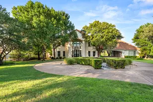 2819 Cliff Pt, Spicewood, TX 78669 - Photo 5