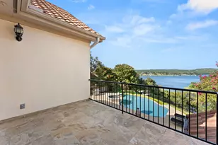2819 Cliff Pt, Spicewood, TX 78669 - Photo 25