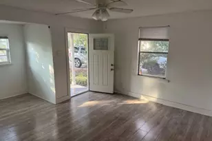 3207 Burleson Dr, Austin, TX 78741 - Photo 3