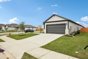 138 Hornet St, Elgin, TX 78621 - Photo 31