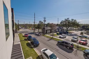 1800 E 4th St, Austin, TX 78702 - Photo 13