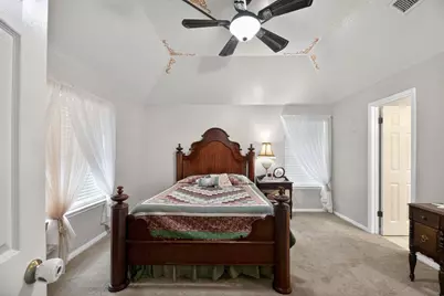 127 S Pohakea Drive, Bastrop, TX 78602 - Photo 9