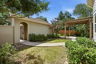 503 Stonewood Ln, Buda, TX 78610 - Photo 9
