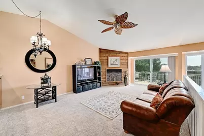 200 Full Moon #3, Horseshoe Bay, TX 78657 - Photo 3