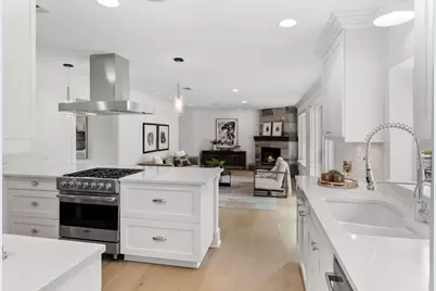 3415 Shinoak Drive, Austin, TX 78731 - Photo 11