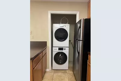 806 W 24th Street #121, Austin, TX 78705 - Photo 5