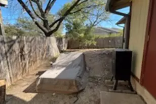 3319 Dolphin Dr, Austin, TX 78704 - Photo 11