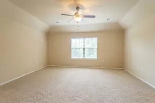7108 Outfitter Drive, Austin, TX 78744 - Photo 15
