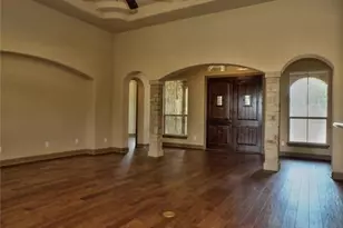 104 Vista Ln, Georgetown, TX 78633 - Photo 13
