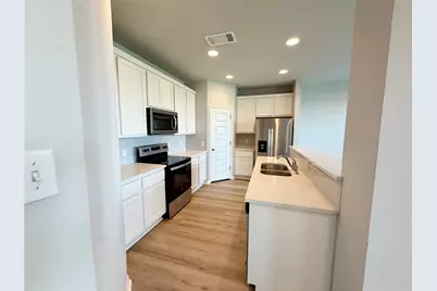 261 Wild Wind Trail, Jarrell, TX 76537 - Photo 5