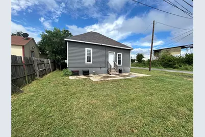 400 Symes Street #A, Taylor, TX 76574 - Photo 5