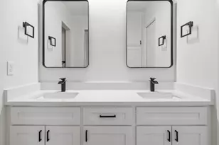 2204 Toro Canyon Rd, Austin, TX 78746 - Photo 19