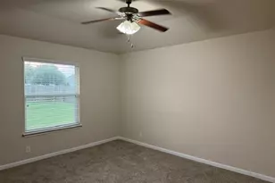 200 McCoy Ln, Hutto, TX 78634 - Photo 9