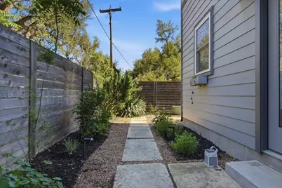 706 Short Kemp Street #2, Austin, TX 78741 - Photo 33