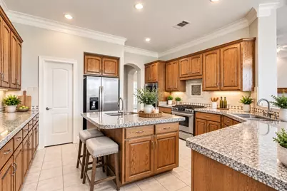 19620 Single Peak Cove, Spicewood, TX 78669 - Photo 15