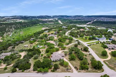 19620 Single Peak Cove, Spicewood, TX 78669 - Photo 35