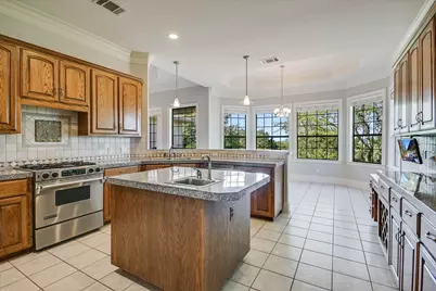 19620 Single Peak Cove, Spicewood, TX 78669 - Photo 15