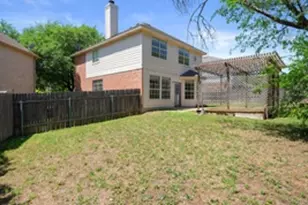 13321 Kirkglen Dr, Austin, TX 78727 - Photo 23