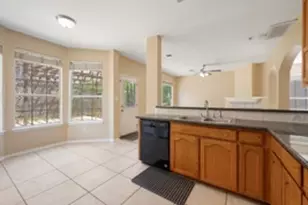 13321 Kirkglen Dr, Austin, TX 78727 - Photo 11