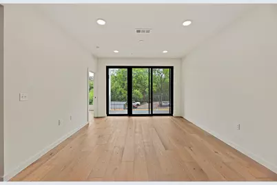 2209 S 1st Street #223, Austin, TX 78704 - Photo 9