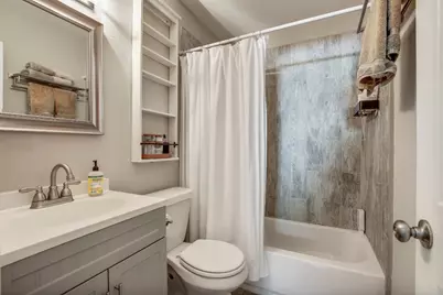 6204 Lotus Lane, Austin, TX 78721 - Photo 19