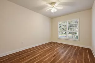 100 Edwards Dr, Georgetown, TX 78633 - Photo 9