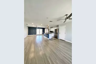 8602 Colonial Drive, Austin, TX 78758 - Photo 3