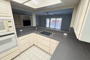 6103 Bullard Dr, Austin, TX 78757 - Photo 9
