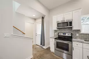 811 Gunter St, Austin, TX 78702 - Photo 9