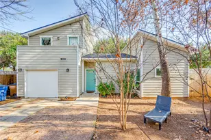 811 Gunter St, Austin, TX 78702 - Photo 1