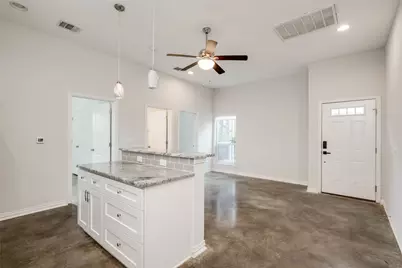 811 Gunter Street #B, Austin, TX 78702 - Photo 11