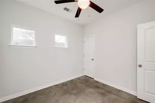 811 Gunter St, Austin, TX 78702 - Photo 13