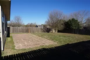 154 Lake Washington Dr, Kyle, TX 78640 - Photo 3