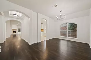 8113 Campeche Bay Pl, Round Rock, TX 78681 - Photo 5