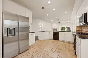 8113 Campeche Bay Pl, Round Rock, TX 78681 - Photo 15