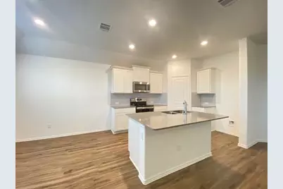 426 Bluejack Way, Hutto, TX 78634 - Photo 5