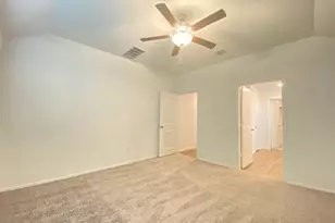 426 Bluejack Wy, Hutto, TX 78634 - Photo 9