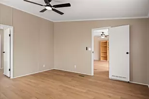 411 Texas Oak Dr, Cedar Creek, TX 78612 - Photo 21