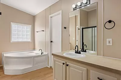 411 Texas Oak Drive, Cedar Creek, TX 78612 - Photo 25