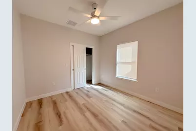 817 5th Street, Lockhart, TX 78644 - Photo 15