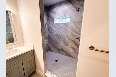 817 5th Street, Lockhart, TX 78644 - Photo 11