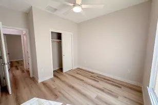 817 5th St, Lockhart, TX 78644 - Photo 17